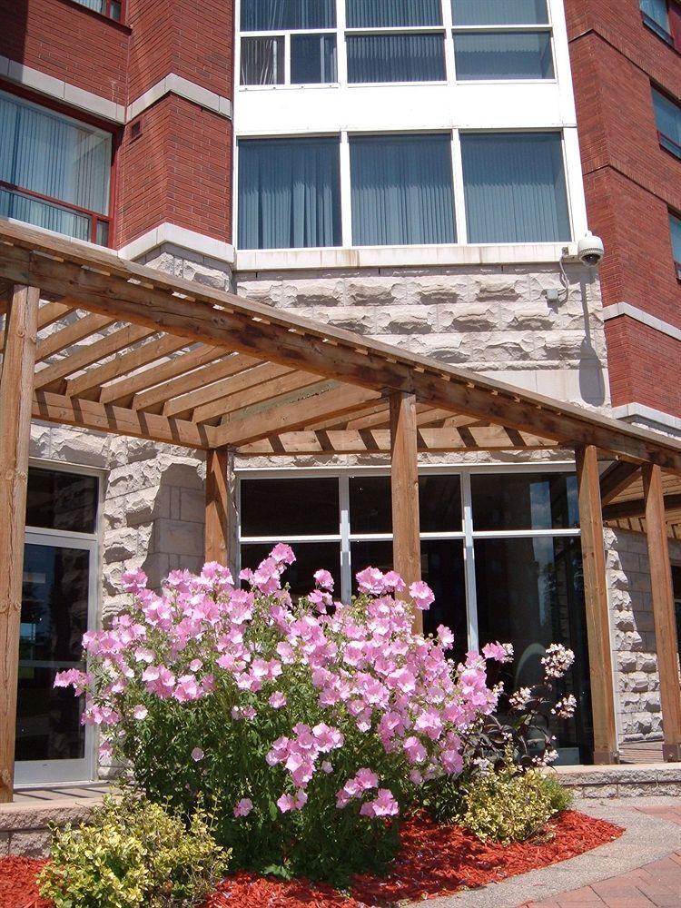 Residence & Conference Centre - Торонто Екстериор снимка