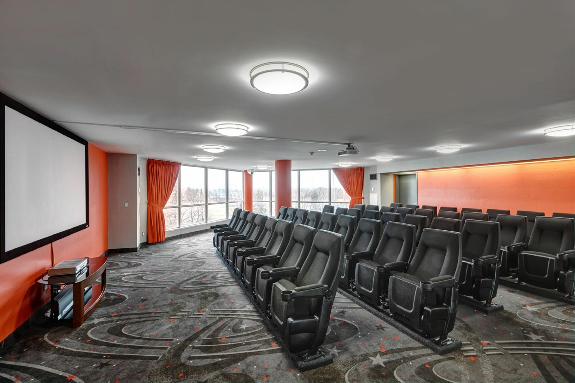 Residence & Conference Centre - Торонто Екстериор снимка
